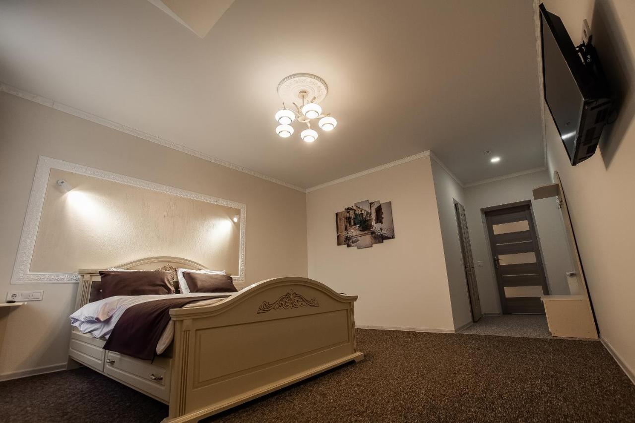 Hotel Золота Гора à Starunya Extérieur photo